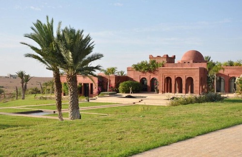 El Hara Villa | Stunning villa located in a beautiful garden of 3,5 ht, great level of se