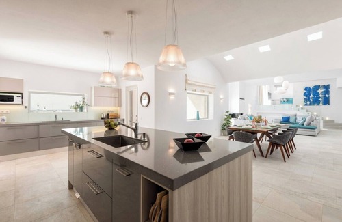 Chrissi Akti Villa | Stunning Villa on the Beautiful Island of Paros