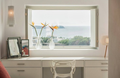 Chrissi Akti Villa | Stunning Villa on the Beautiful Island of Paros