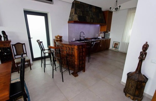 Yerevan Villa | Stunning Villa Private Pool near Yerevan centre