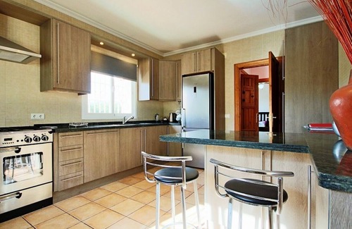 Coin Villa | Stunning Villa Private Pool, Table Tennis & Pool Table- 360 virtual tour