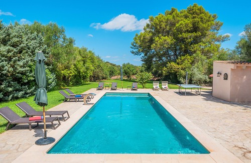 Algaida Villa | Stunning Villa Son French with Mountain View, Wi-Fi