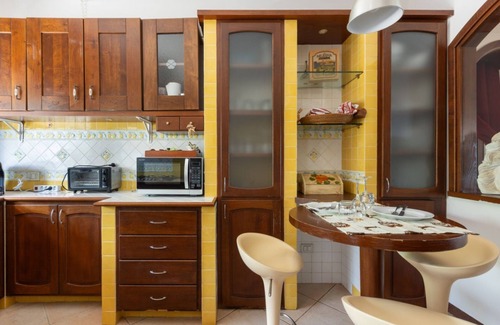 San Vito Apartment | Stunning Villa W/Swimmping Pool&Private Parking!