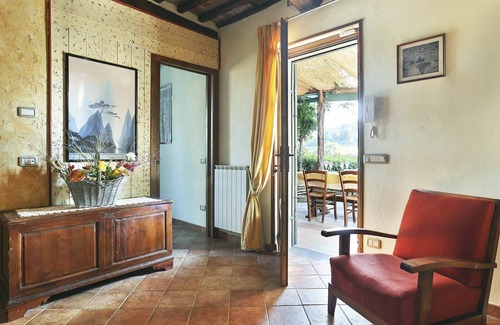 Villabuona Villa | Stunning villa with WIFI, private pool, TV, veranda, panoramic view and parking, close to Lucca