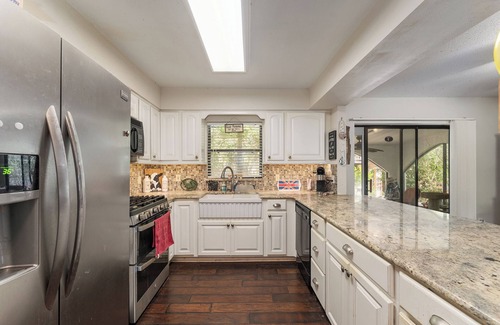 Inverness House | STUNNING WATERFRONT RETREAT!