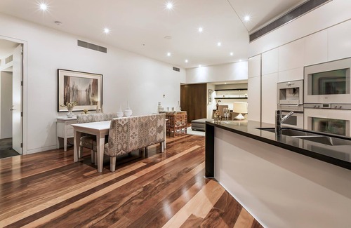 West End Apartment | Stunning Waterfront Penthouse | 3 or 4 Bedrooms