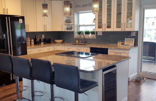 Tampa Shores House | STUNNING WATERFRONT RESORT EXPERIENCE!