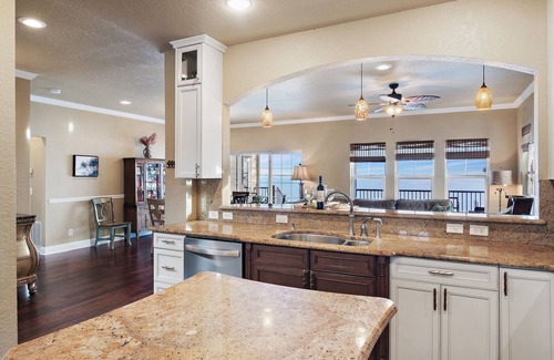 Wynnehaven Beach House | Stunning Waterfront Villa w/Htd Pool/Spa/Beach/Dock/kayaks/Game Rm!