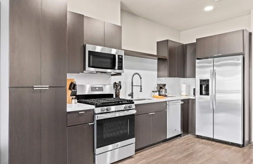 Glendale Sports and Entertainment District Apartment | Stunning Westgate CozySuites by stadium with pool 5