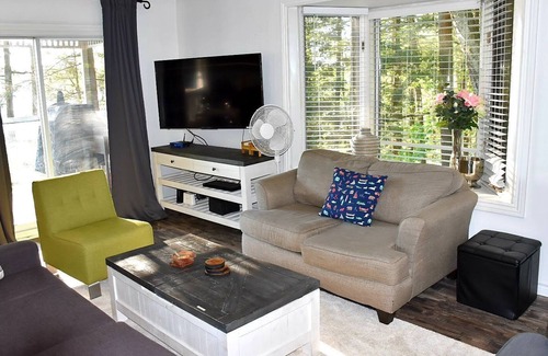 Armour Cottage | Stunning Year Round Paradise With Ultimate Privacy