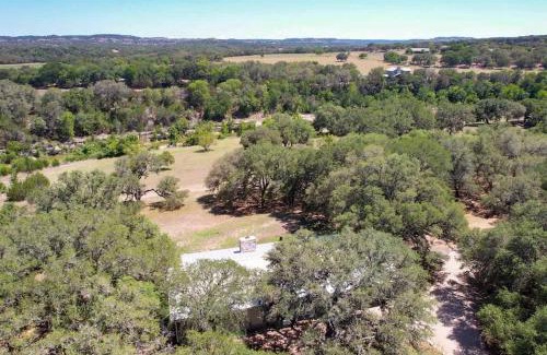 Blanco House | StunningHome on The Blanco River