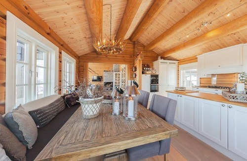 Rauland House | Stunninng home in Rauland with sauna