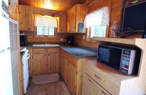 Drummond House | Sturgeon Bay Chalet on Drummond Island