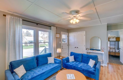 Sturgeon Bay House | Sturgeon Bay Home about 6 Mi to Potawatomi State Park