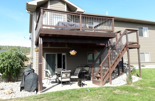 Blackhawk House | Sturgis Rally, 15 minutes from Sturgis and 15 minutes from Rapid City. Beautiful