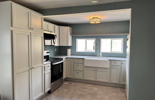 Sturgis House | Sturgis Rally Rental- Near Main Street! Be in the action!
