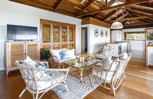 Mission Beach House | Stu’s Lookout - Stunning Views
