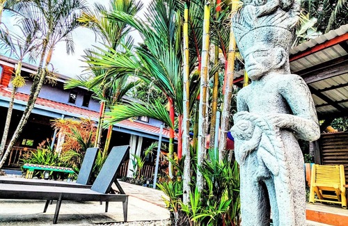 Barrio Las Parcelas Cabin | Style and Comfort: Tropical Studio Cabina A/C Pool