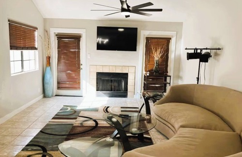 Tempe House | Style & Convenience Near PHX Ask for LongTerm Rate