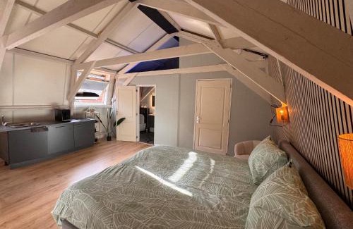 Bad Nieuweschans Apartment | Stylisch Apartments Schanskerhof all with private kitchens - TV all Country - INDOOR SAUNA - NEXT TO THERMEN BAD NIEUWESCHANS