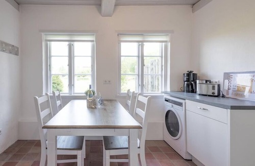 Wobbenbull Apartment | Stylische Ferienwohnung in ländlicher Idylle