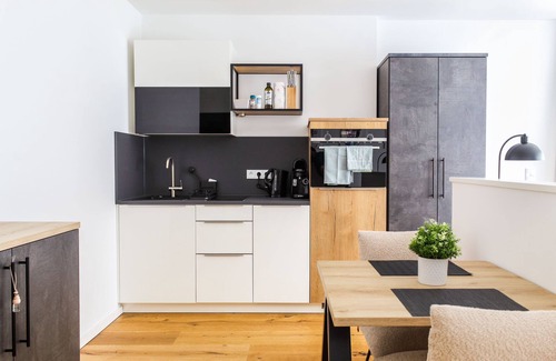 Friedrichshain Apartment | Stylisches Apartment im 1.OG mit Lift in Friedrichshain
