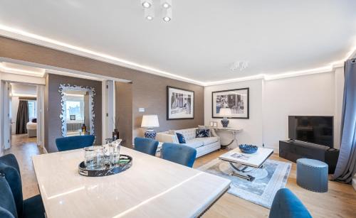 Knightsbridge Apartment | Stylish 1 Bd Knightsbridge Apartment Overlooking Harrods