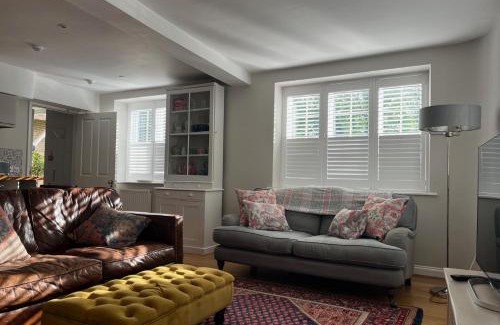 Piddlehinton Apartment | Stylish 1-bed Cottage Escape in Piddlehinton