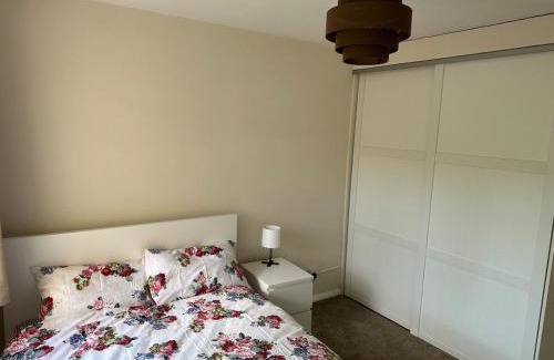 Bromley Common and Keston Apartment | Stylish 1-bedroom Apartment