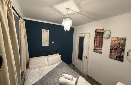 Burnham Apartment | Stylish 1 bedroom flat Burnham Slough