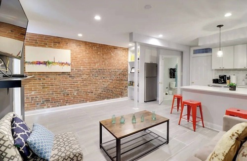 Truxton Circle House | Stylish 1BD Apartment in Downtown DC