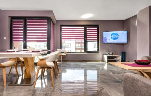 Plovdiv Apartment | Stylish 1BD flat with a Parking Spot by Flat Mаnager