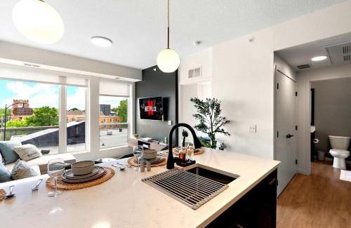 Downtown Minneapolis Apartment | Stylish 1Bd In Heart of Minneapolis, Minutes From Minneapolis Convention Center & US Bank Arena