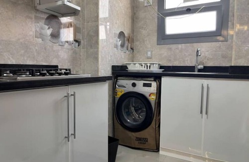 Warraq al Arab Apartment | Stylish 1BDR Studio, Garden Views, 24/7 Security