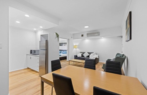 Northbridge Apartment | Stylish 1Bedroom Northbridge Apartment With Pool