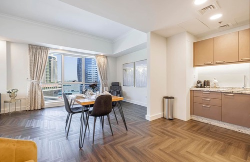 Business Bay Apartment | Stylish 1br - Extra Bed With Burj Khalifa View