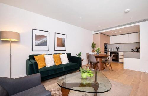 Nine Elms Apartment | Stylish 2 Bed Close to Battersea Power station
