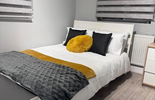 Herne Hill Apartment | Stylish 2-Bed Garden Flat, 5 Mins to Brixton
