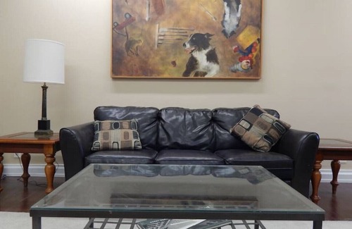 Salisbury Apartment | Stylish 2 bedroom 1 bath with riverfront views close to dining and downtown