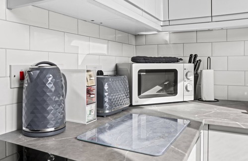 Kettering Apartment | Stylish 2 bedroom apartment Kettering Town Centre