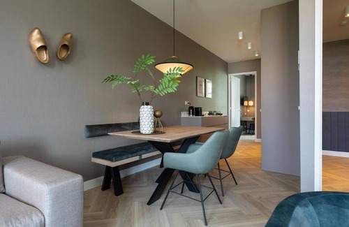 The Hague Center Apartment | Stylish 2-bedroom apartment in The Hague.
