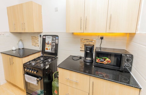 Gathanga Apartment | Stylish 2-bedroom apartment with WiFi, AC near USA Embassy & UN Gigiri