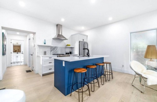 Wellington Apartment | Stylish 2-bedroom, Downtown Wellington
