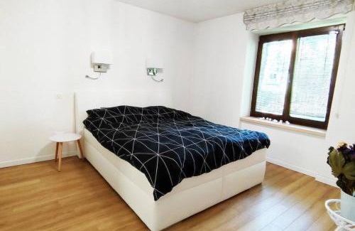 Nitra Apartment | Stylish 2 Bedroom in Nitra Centre, free parking