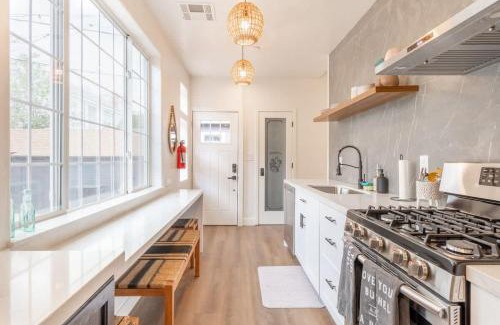 Downtown Reno House | Stylish 2-Bedroom walking distance to Downtown