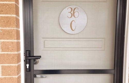 Wollongong CBD House | Stylish 2BR Flat 10min walk to Wollongong Hospital