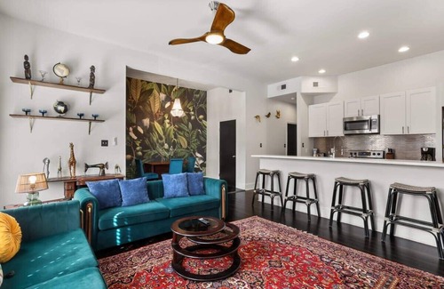Saint Thomas Development Apartment | Stylish 2BR | Garden District | Historic Luxury