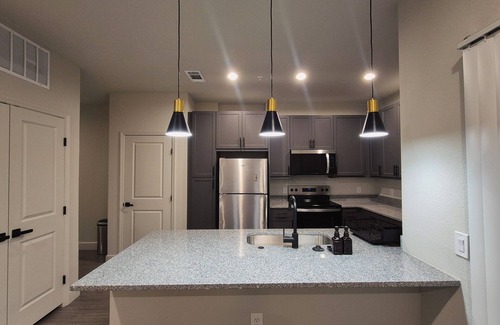 Mission Glen Estates Apartment | Stylish 2BR Gem in Gated Complex Near Sugar Land