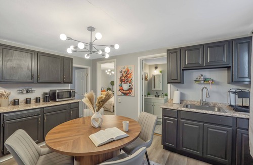 Lakefront Apartment | Stylish 2BR Syracuse Stay, Near Zoo, Museums and Downtown