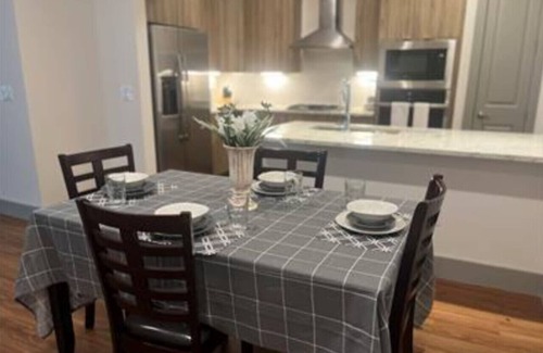 Houston Apartment | Stylish 3-Bed, 2.5-Bath Apt Near Galleria Houston